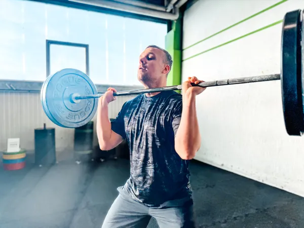 barbell-training-the-perfect-mix-of-strength-stabi