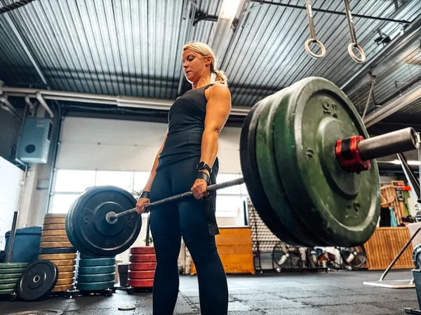 kreuzheben-deadlift-die-konigsubung-fur-kraft-stab